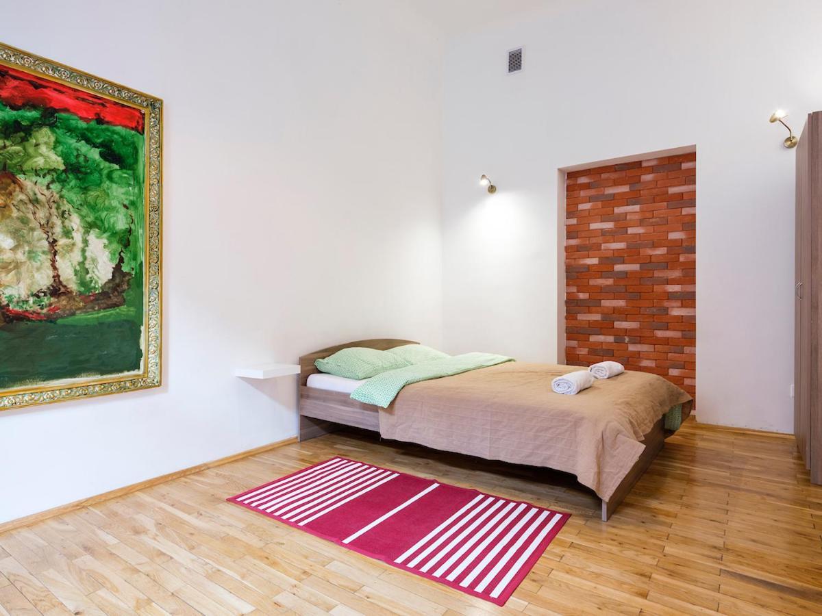 Dom Sapiehy Aparthotel Krasków Εξωτερικό φωτογραφία