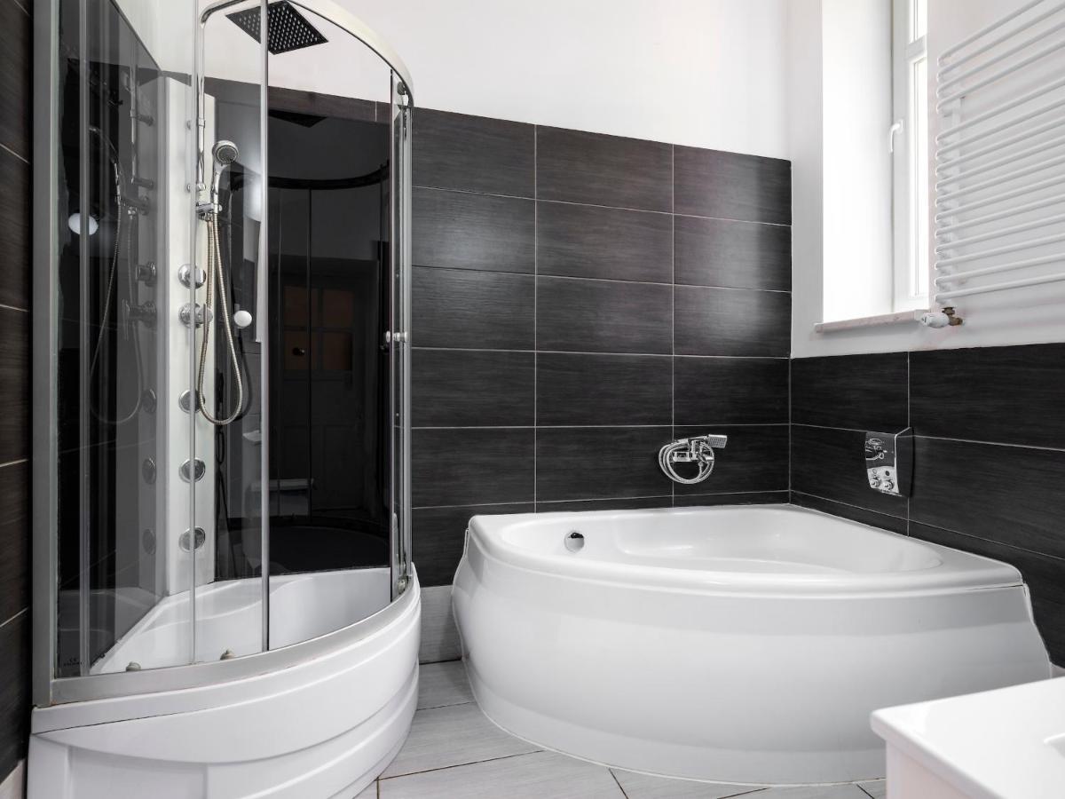 Dom Sapiehy Aparthotel Krasków Εξωτερικό φωτογραφία