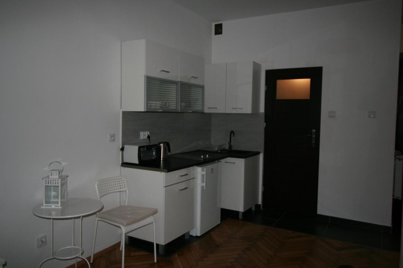 Dom Sapiehy Aparthotel Krasków Εξωτερικό φωτογραφία