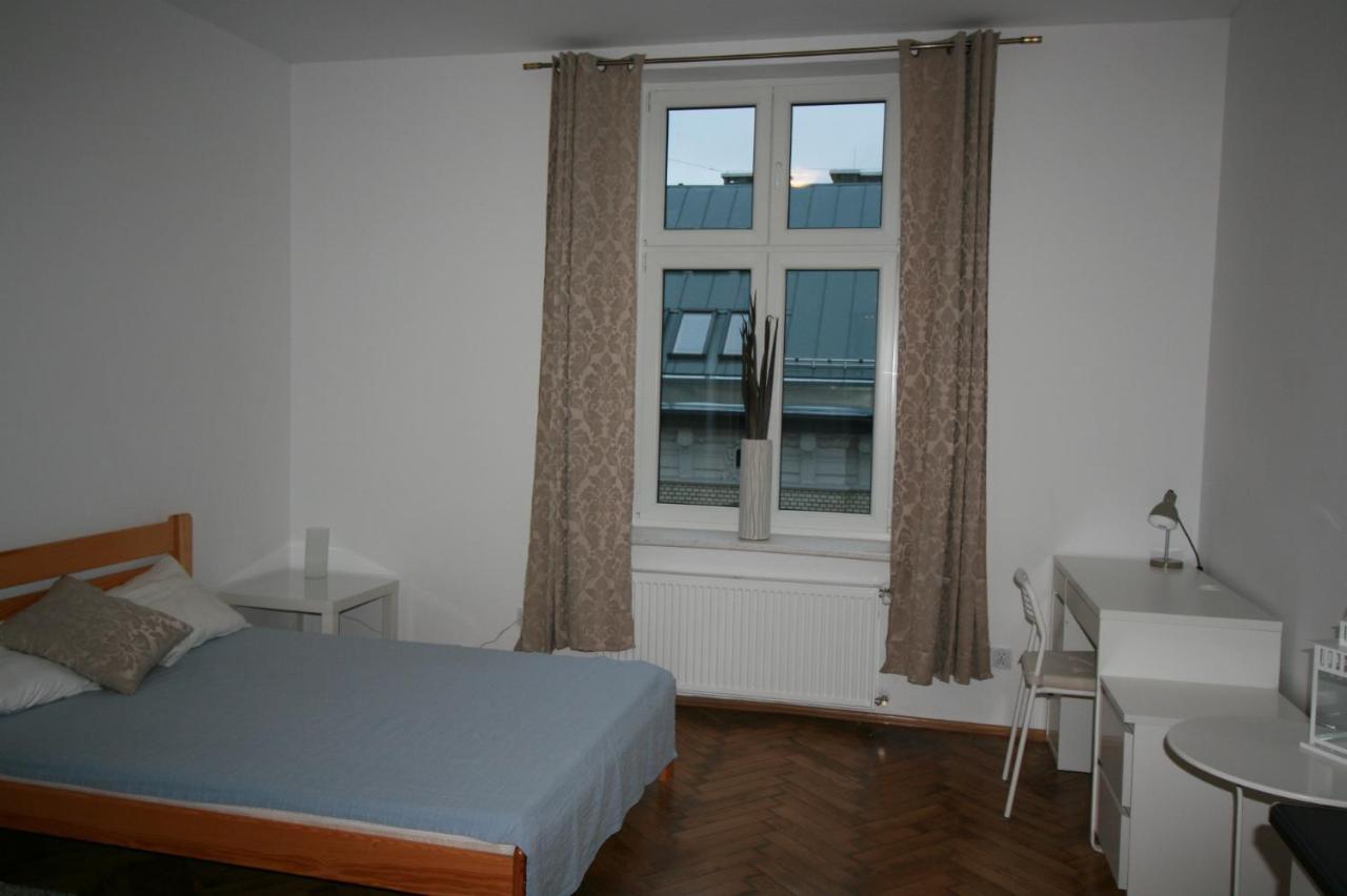 Dom Sapiehy Aparthotel Krasków Εξωτερικό φωτογραφία