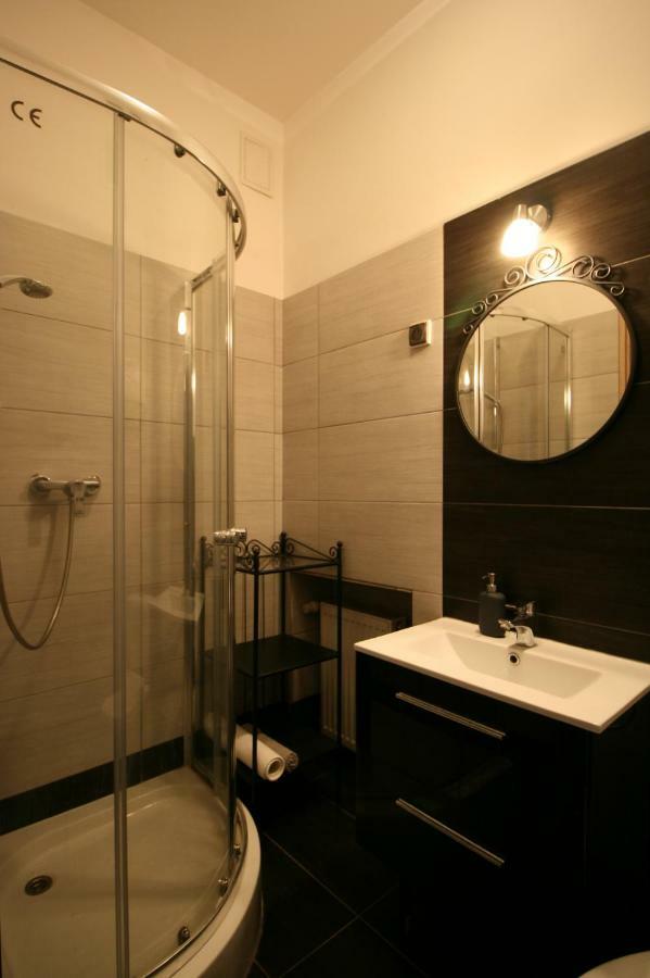 Dom Sapiehy Aparthotel Krasków Εξωτερικό φωτογραφία