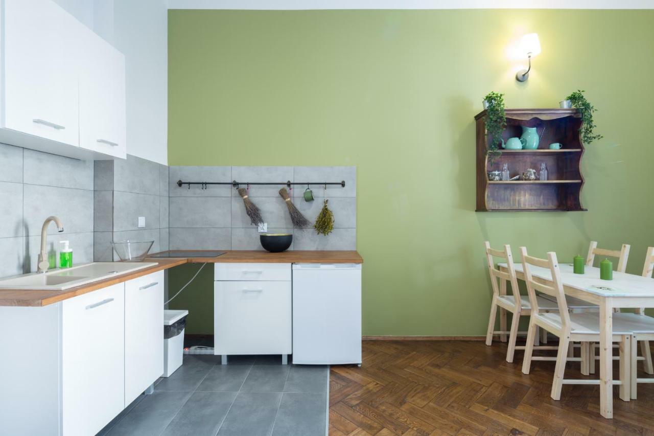 Dom Sapiehy Aparthotel Krasków Εξωτερικό φωτογραφία