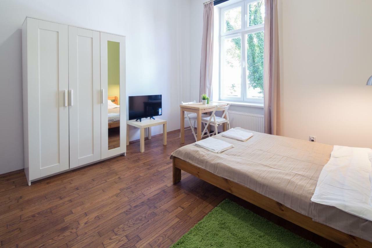 Dom Sapiehy Aparthotel Krasków Εξωτερικό φωτογραφία