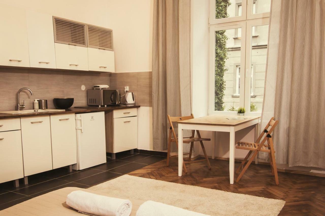 Dom Sapiehy Aparthotel Krasków Εξωτερικό φωτογραφία
