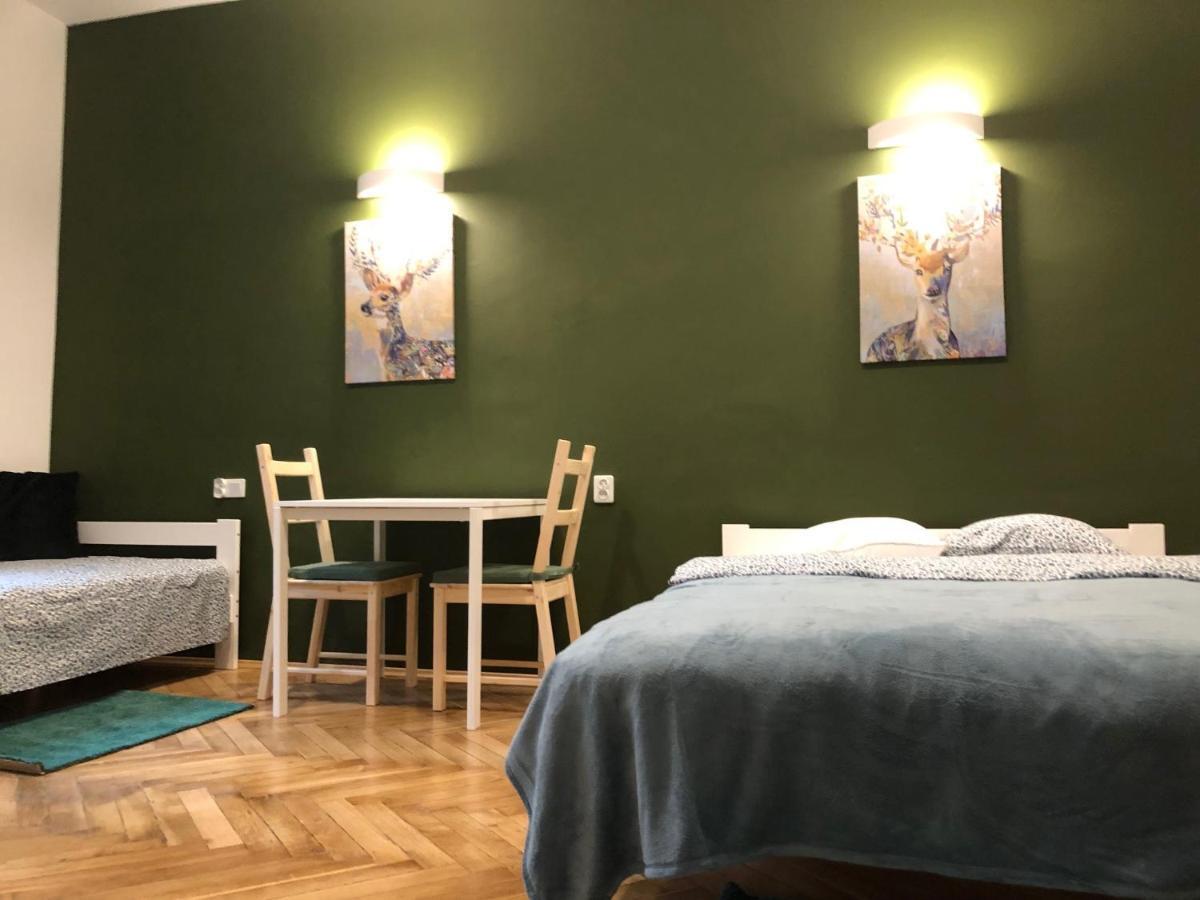 Dom Sapiehy Aparthotel Krasków Εξωτερικό φωτογραφία